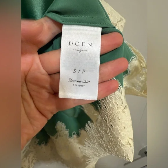Doen Elowena Silk Skirt, S, Peridot - Picture 13 of 13